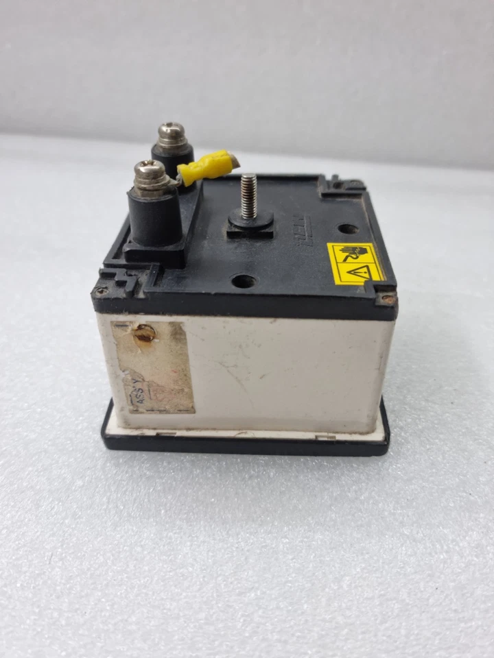 DEESYS CT 20/5A AM METER S7-AA AC 5A/60Hz CT-20/5A/300%